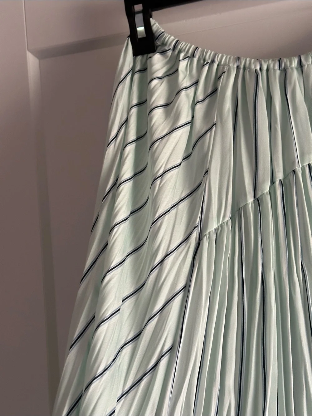 Vince mint green